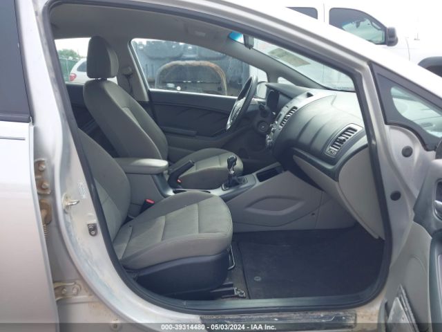 KNAFK4A67G5522536 KIA FORTE LX