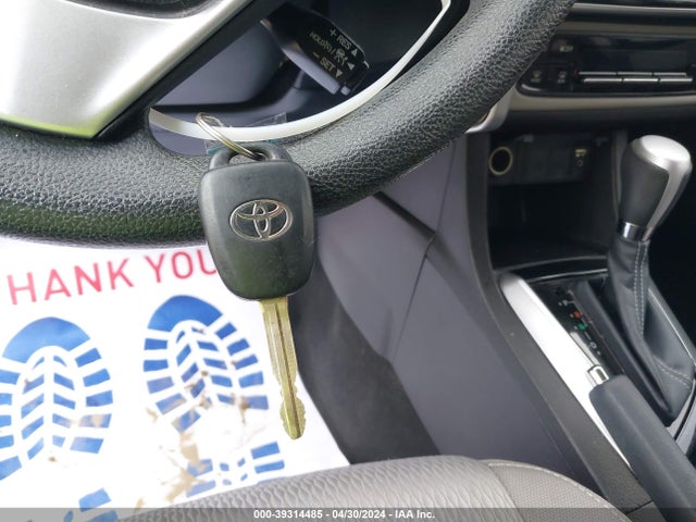 Toyota COROLLA LE 2017 5YFBURHE2HP706888 Image 11