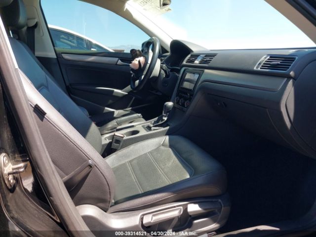 1VWBN7A33EC092476 Volkswagen Passat 2.0l Tdi Se