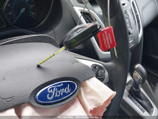 Ford FOCUS SE 2014 1FADP3F2XEL380273 Image 11