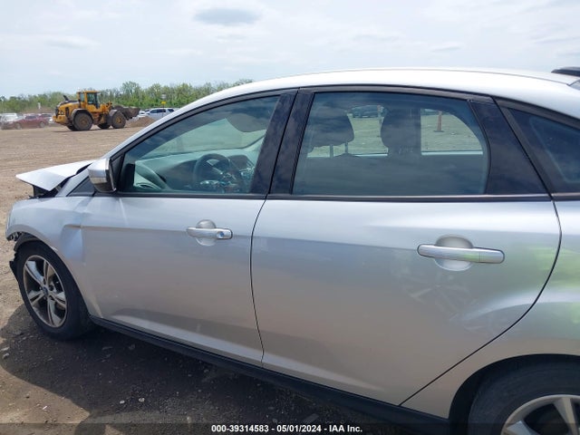 Ford FOCUS SE 2014 1FADP3F2XEL380273 Image 15