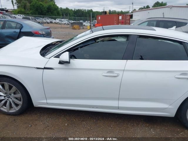 WAUANCF56JA111879 Audi A5 2.0t Premium