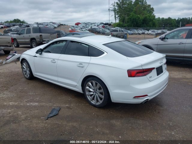 WAUANCF56JA111879 Audi A5 2.0t Premium