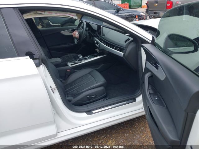 WAUANCF56JA111879 Audi A5 2.0t Premium