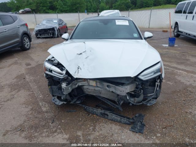 WAUANCF56JA111879 Audi A5 2.0t Premium