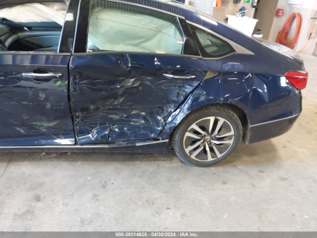 1HGCV3F97KA007578 Honda Accord Hybrid Touring