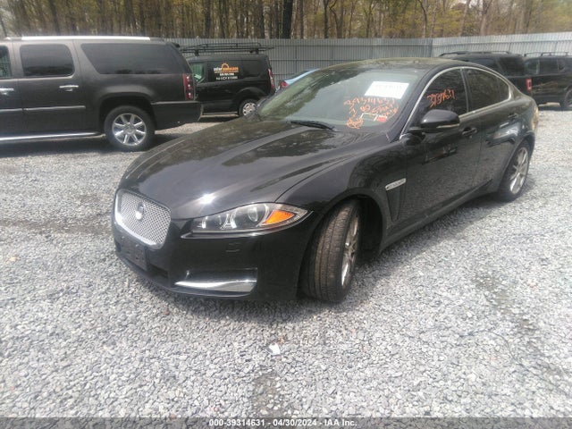2012 JAGUAR XF SAJWA0FBXCLS58529 Photo 1