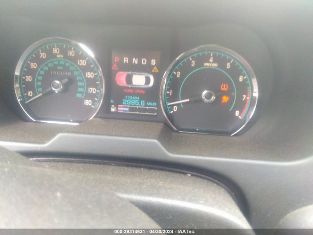 2012 JAGUAR XF SAJWA0FBXCLS58529 Photo 6