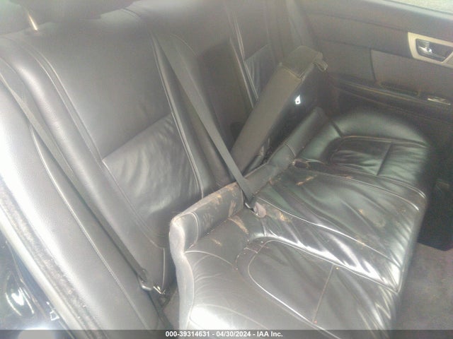 2012 JAGUAR XF SAJWA0FBXCLS58529 Photo 7
