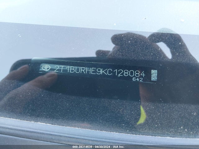Toyota COROLLA LE 2019 2T1BURHE9KC128084 Image 9