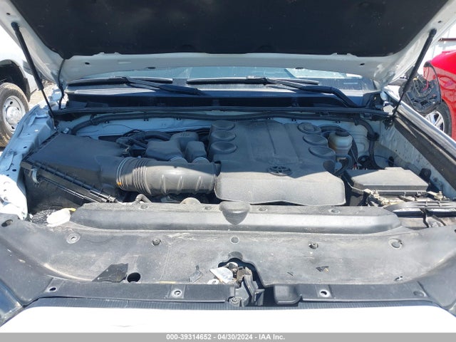 Toyota 4RUNNER SR5 2016 JTEZU5JR8G5145236 Image 10