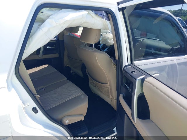 Toyota 4RUNNER SR5 2016 JTEZU5JR8G5145236 Image 8