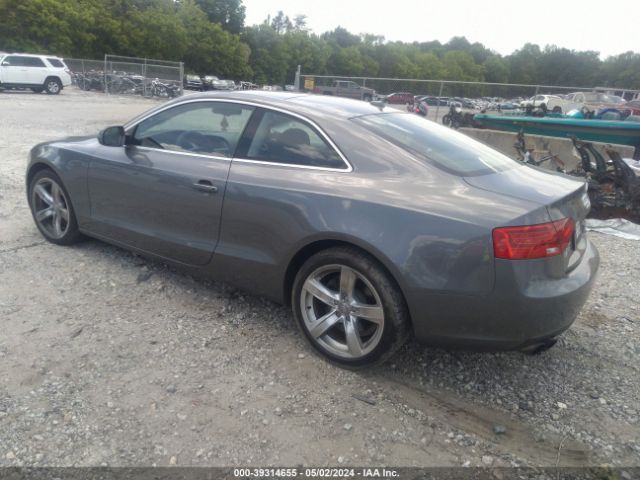 WAULFAFR6EA015737 Audi A5 2.0t Premium