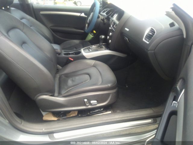 WAULFAFR6EA015737 Audi A5 2.0t Premium