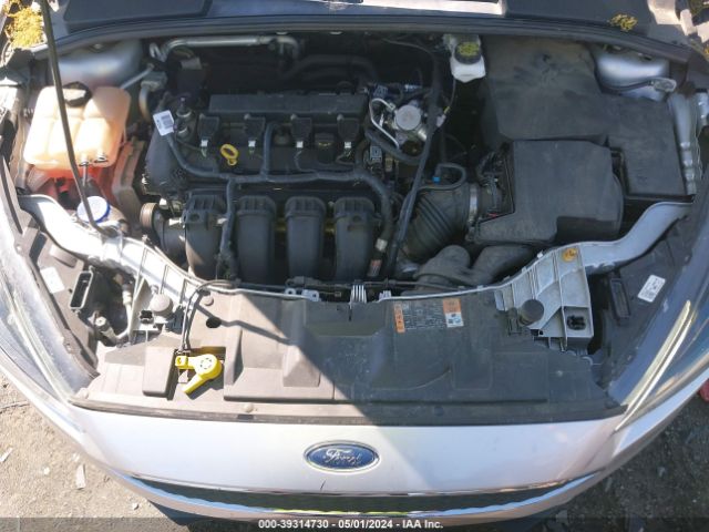 1FADP3H29JL275957 Ford FOCUS SEL