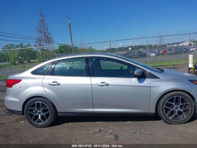 1FADP3H29JL275957 Ford FOCUS SEL