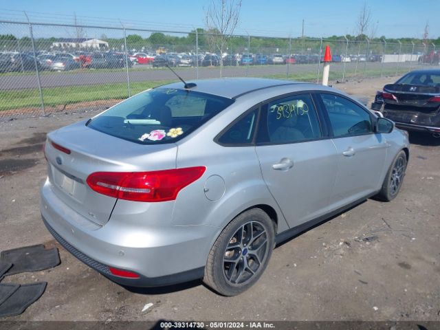 1FADP3H29JL275957 Ford FOCUS SEL