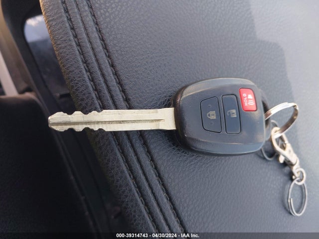 Toyota Highlander Le 2019 5TDZARFH9KS042382 Image 11