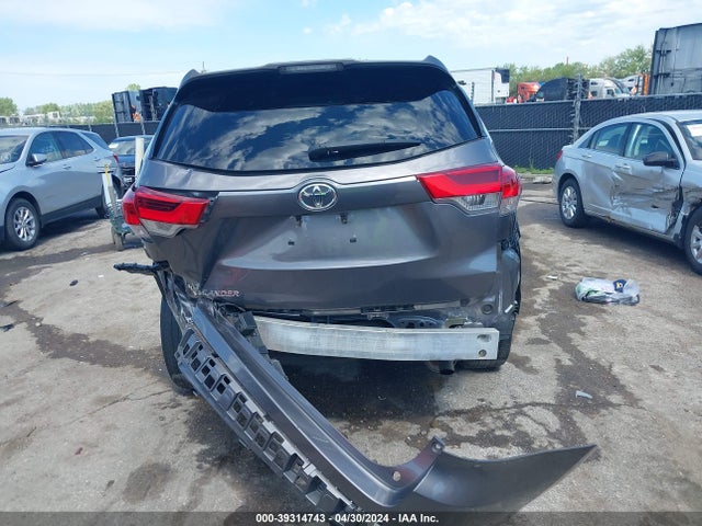 Toyota Highlander Le 2019 5TDZARFH9KS042382 Image 16