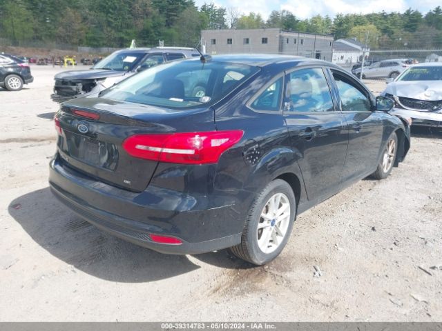 1FADP3F24HL308022 Ford FOCUS SE