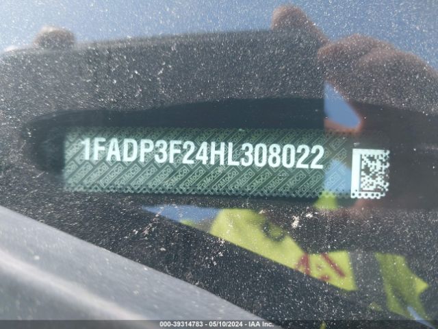 1FADP3F24HL308022 Ford FOCUS SE