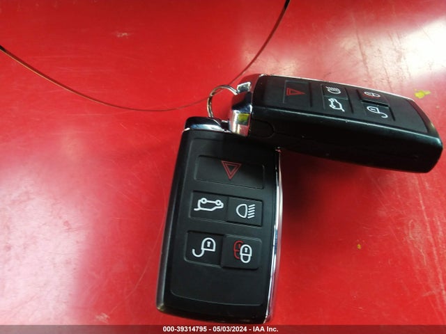 2018 JAGUAR E-PACE SADFT2GX5J1Z31108 Photo 10