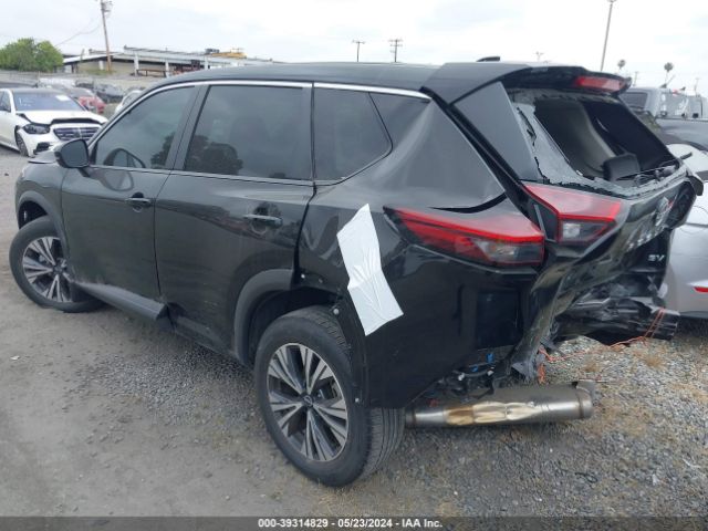5N1BT3BA7NC681945 Nissan Rogue Sv Fwd