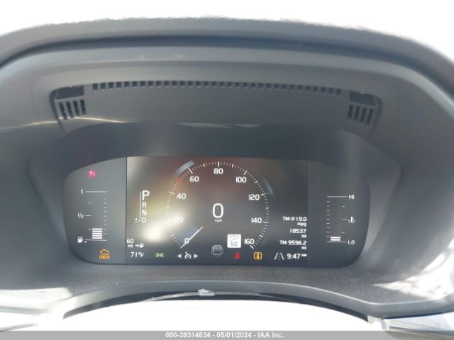 LYV102RKXKB350892 Volvo Xc60 T5 Momentum