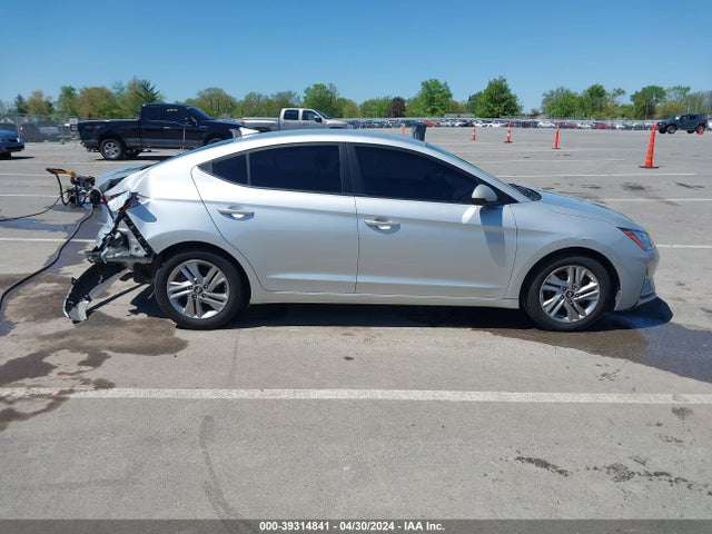 Hyundai ELANTRA SEL 2019 5NPD84LFXKH410635 Image 14