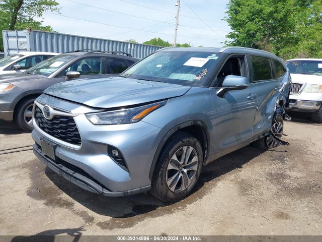Toyota Highlander Xle 2023 5TDKDRAH5PS521065 Image 2