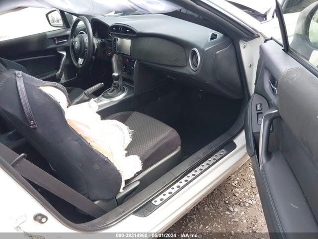 Toyota 86 2019 JF1ZNAA10K8703629 Image 5