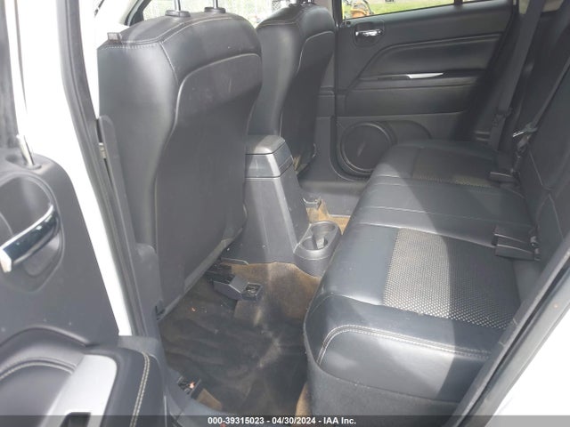1C4NJDEB9GD687308 Jeep Compass Latitude