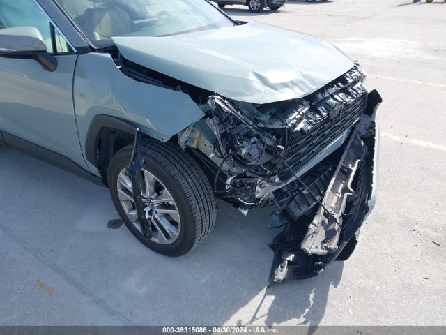 Toyota Rav4 Xle Premium 2023 2T3C1RFV8PW276031 Image 6