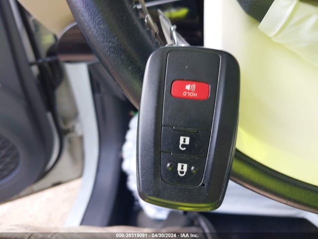 Toyota Prius Three 2016 JTDKARFU1G3025809 Image 11