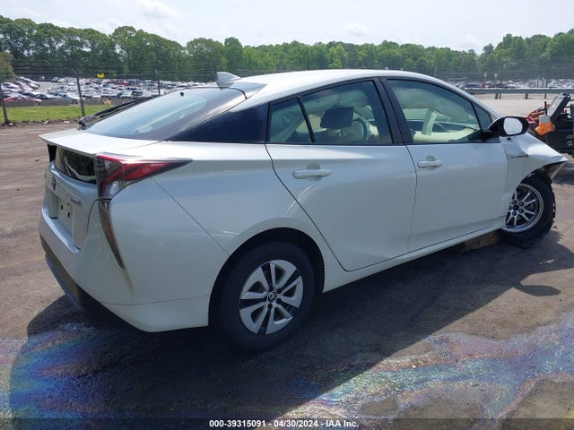 Toyota Prius Three 2016 JTDKARFU1G3025809 Image 4