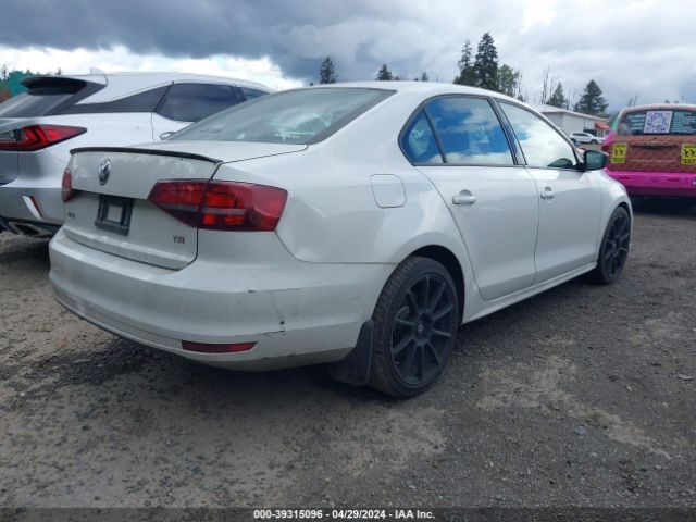 3VW267AJ2GM329794 Volkswagen Jetta 1.4t S