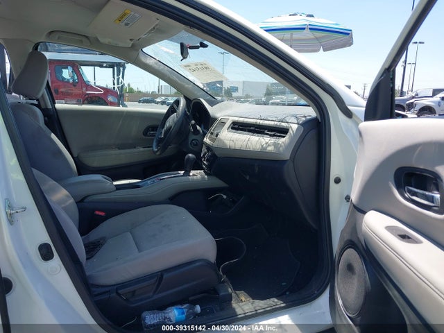 Honda HR-V LX 2017 3CZRU5H31HM724578 Image 5