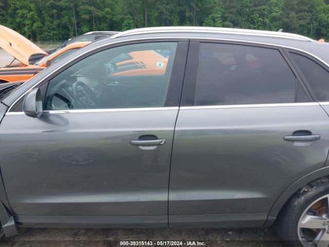 WA1EFCFS2FR008159 Audi Q3 2.0t Premium Plus