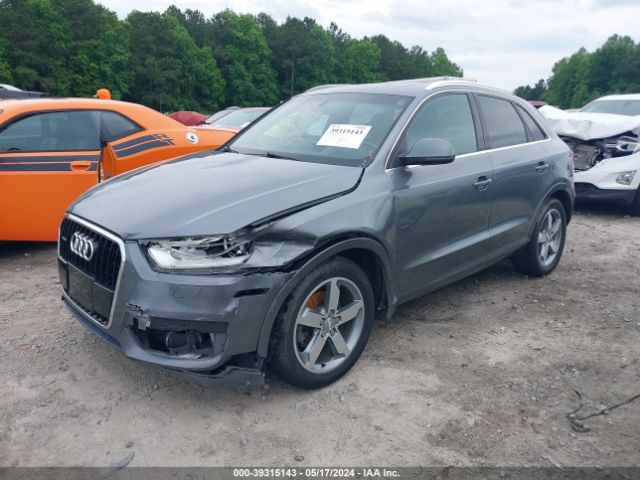 WA1EFCFS2FR008159 Audi Q3 2.0t Premium Plus