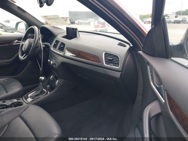 WA1EFCFS2FR008159 Audi Q3 2.0t Premium Plus