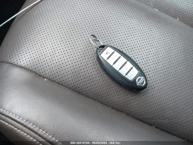5N1AZ2MH1GN116256 Nissan MURANO SL