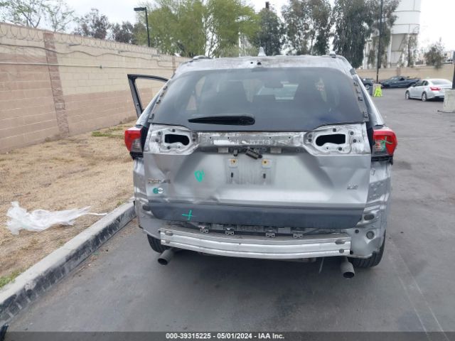 JTMH1RFV7KD014674 Toyota RAV4 LE