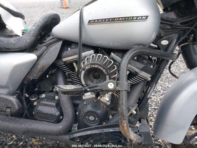 2019 HARLEY-DAVIDSON FLHXS 1HD1KRP12KB659009 Photo 7