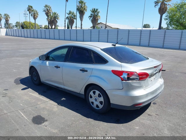 Ford FOCUS S 2015 1FADP3E23FL306776 Image 3