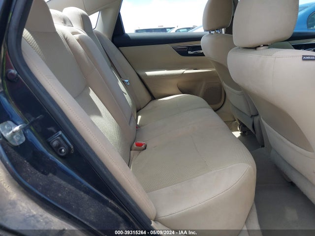 Nissan Altima 2.5 S 2014 1N4AL3AP3EC318702 Image 8