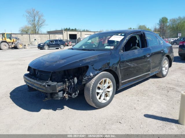 1VWAT7A31GC068231 Volkswagen Passat 1.8t S