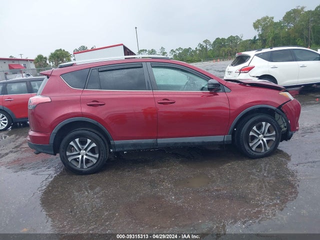 Toyota RAV4 LE 2018 2T3ZFREV4JW510766 Image 13