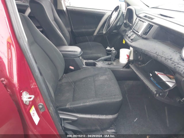 Toyota RAV4 LE 2018 2T3ZFREV4JW510766 Image 5