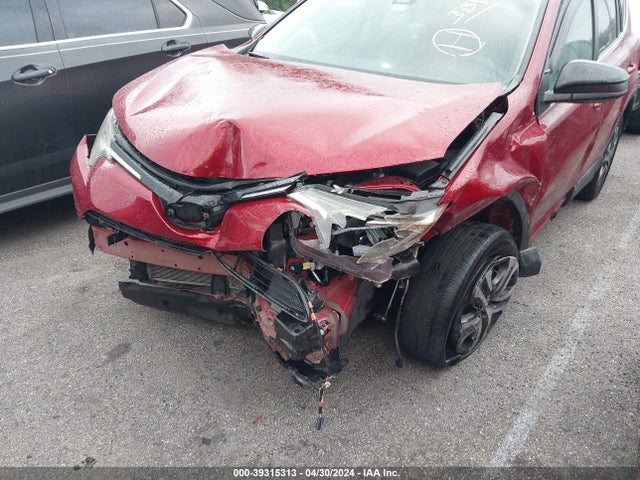 Toyota RAV4 LE 2018 2T3ZFREV4JW510766 Image 6