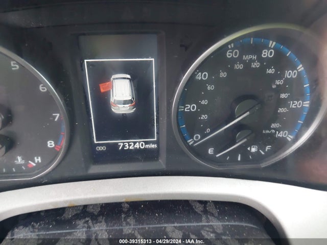Toyota RAV4 LE 2018 2T3ZFREV4JW510766 Image 7